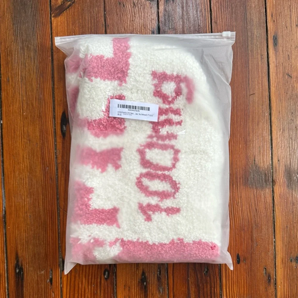 NEW Chill Pill pink & white chill pill rug shaggy rug/mat 16x27.5”